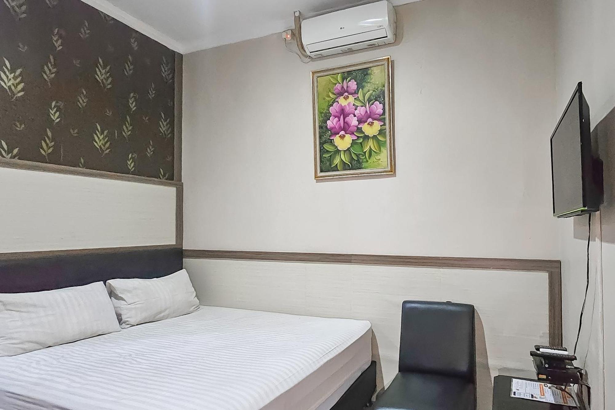 Wisma Brata Mitra Reddoorz 苏加武眉 外观 照片